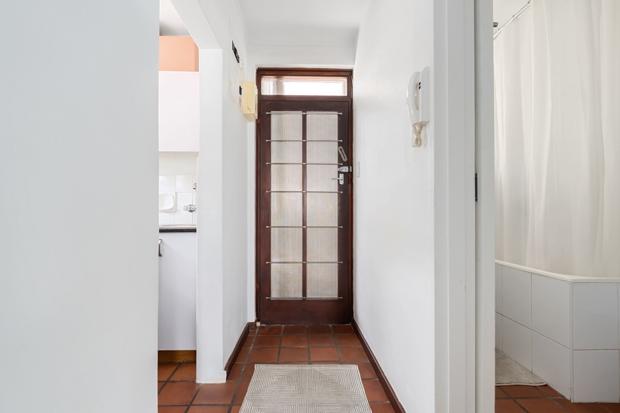 To Let 0 Bedroom Property for Rent in Green Point Western Cape